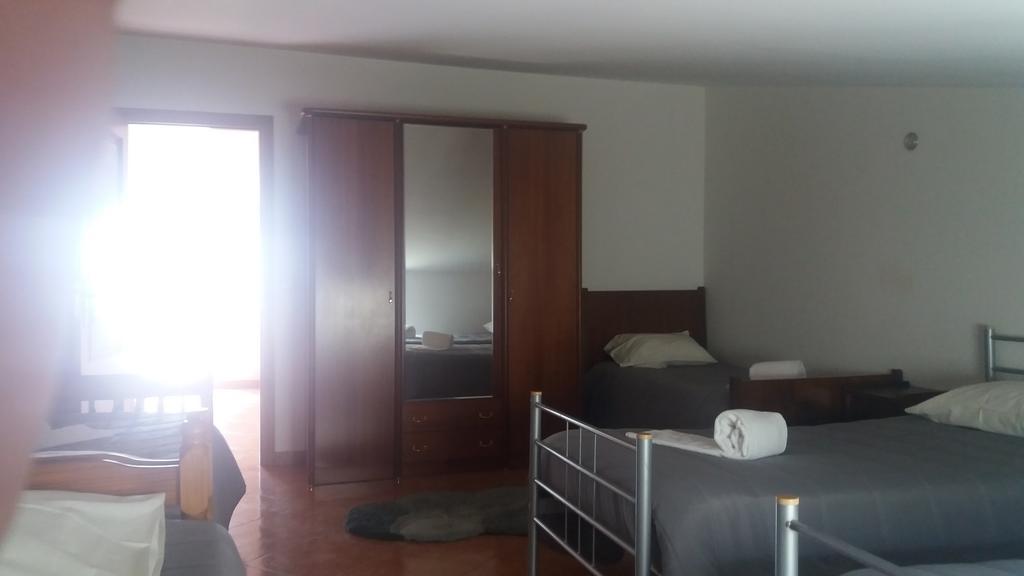 Quinta Da Casinha Homestay Pombal  Buitenkant foto